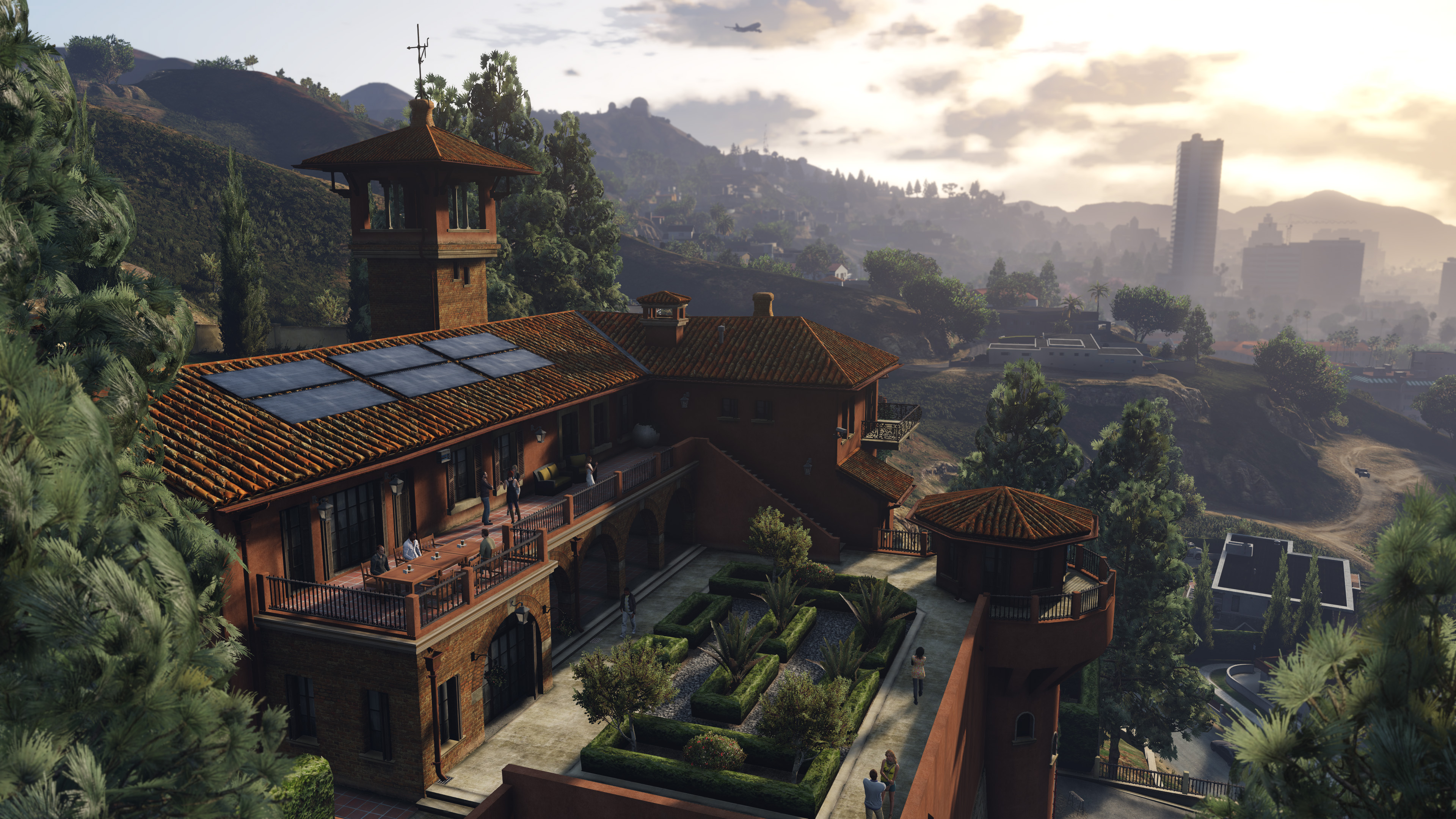 A luxury Vinewood estate overlooking Los Santos in Grand Theft Auto V